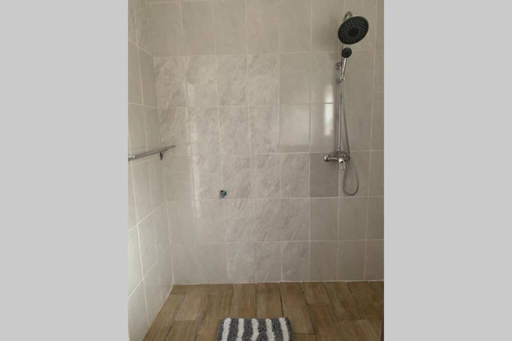 Bright Open-Plan Apartment Close To Wine Tram Franschhoek Bagian luar foto